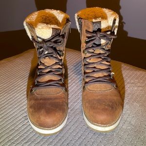 Kamik waterproof winter boots, size 8.5.